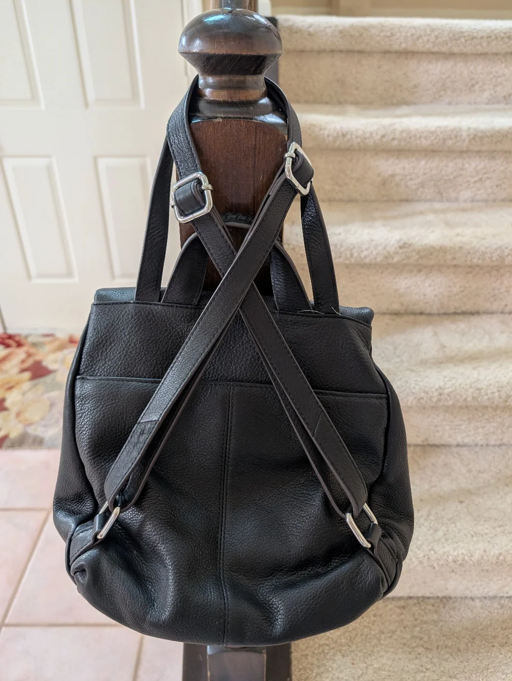 Back Pack Bag - Picture 2 of 8
